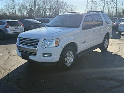 2008 Ford Explorer XLT  4X4 - Photo 3 - Flushing, MI 48433