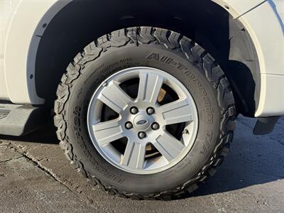 2008 Ford Explorer XLT  4X4 - Photo 29 - Flushing, MI 48433