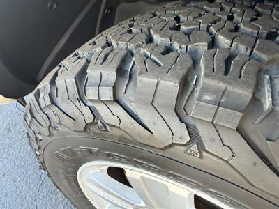 2008 Ford Explorer XLT  4X4 - Photo 12 - Flushing, MI 48433