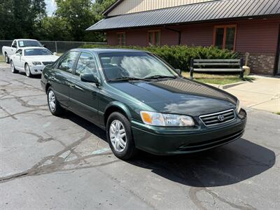 2001 Toyota Camry LE Sedan