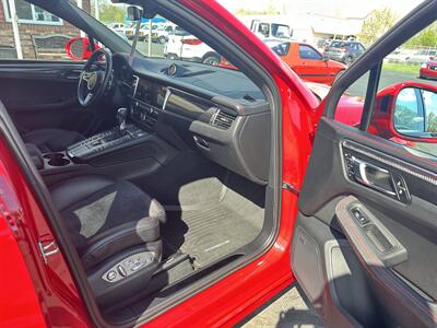 2020 Porsche Macan GTS   - Photo 27 - Flushing, MI 48433