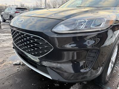 2021 Ford Escape Hybrid SE  AWD - Photo 25 - Flushing, MI 48433