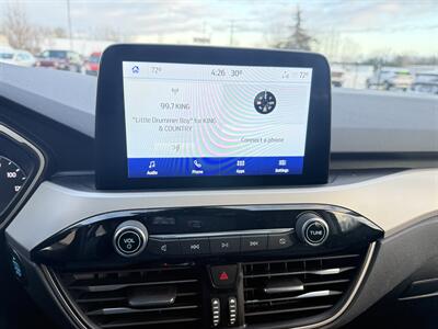 2021 Ford Escape Hybrid SE  AWD - Photo 12 - Flushing, MI 48433