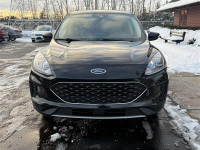 2021 Ford Escape Hybrid SE  AWD - Photo 2 - Flushing, MI 48433