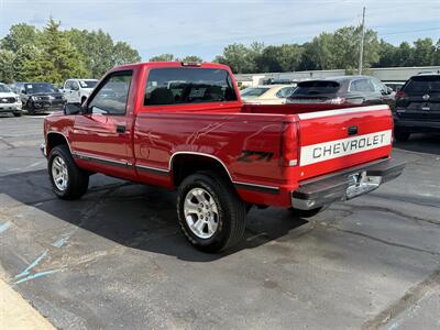 1996 Chevrolet 1500 Silverado 2dr K1500 Silverado 4X4 - Photo 8 - Flushing, MI 48433