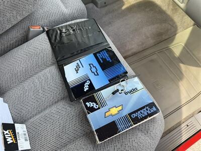 1996 Chevrolet 1500 Silverado 2dr K1500 Silverado 4X4 - Photo 42 - Flushing, MI 48433