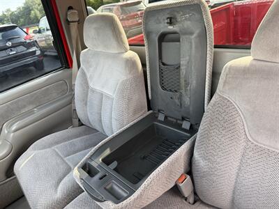 1996 Chevrolet 1500 Silverado 2dr K1500 Silverado 4X4 - Photo 29 - Flushing, MI 48433