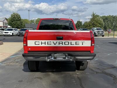 1996 Chevrolet 1500 Silverado 2dr K1500 Silverado 4X4 - Photo 7 - Flushing, MI 48433