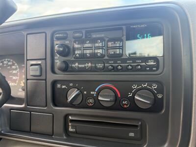 1996 Chevrolet 1500 Silverado 2dr K1500 Silverado 4X4 - Photo 20 - Flushing, MI 48433