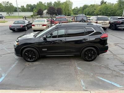 2017 Nissan Rogue SV AWD ROGUE ONE STAR WARS - Photo 8 - Flushing, MI 48433