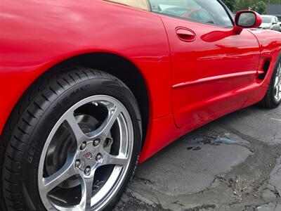 2003 Chevrolet Corvette   - Photo 8 - Flushing, MI 48433