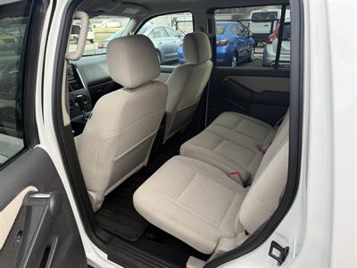 2008 Ford Explorer XLT  4X4 - Photo 17 - Flushing, MI 48433