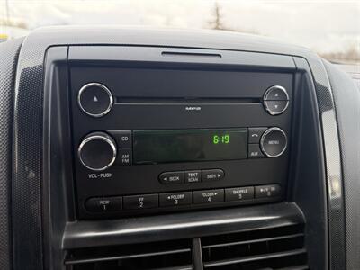 2008 Ford Explorer XLT  4X4 - Photo 13 - Flushing, MI 48433