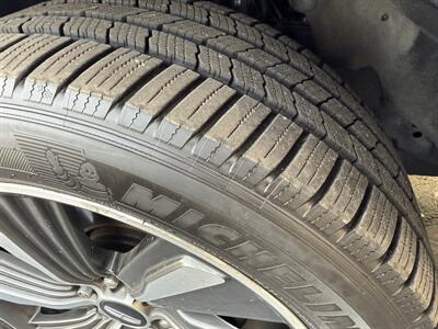 2019 Lincoln Navigator L Reserve  4X4 - Photo 11 - Flushing, MI 48433