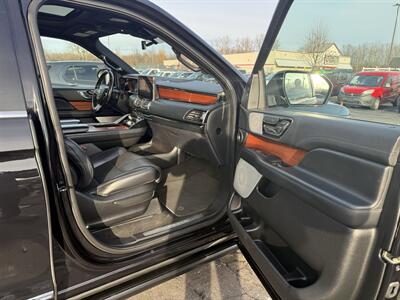 2019 Lincoln Navigator L Reserve  4X4 - Photo 33 - Flushing, MI 48433