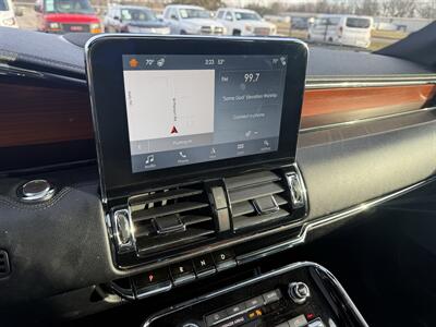 2019 Lincoln Navigator L Reserve  4X4 - Photo 12 - Flushing, MI 48433