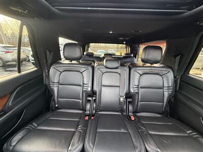 2019 Lincoln Navigator L Reserve  4X4 - Photo 9 - Flushing, MI 48433