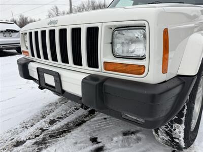 2001 Jeep Cherokee Sport  4X4 - Photo 37 - Flushing, MI 48433