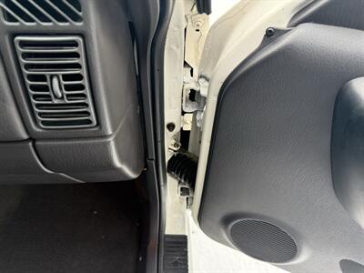 2001 Jeep Cherokee Sport  4X4 - Photo 31 - Flushing, MI 48433