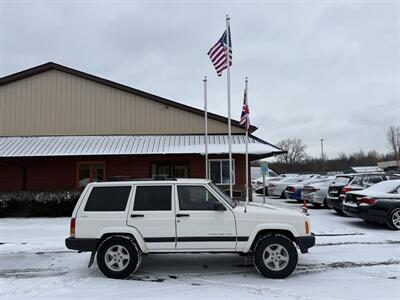 2001 Jeep Cherokee Sport  4X4 - Photo 4 - Flushing, MI 48433