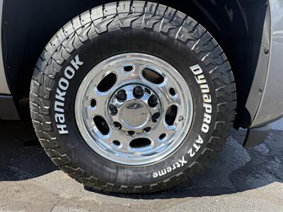 2007 Chevrolet Suburban 2500 LT 4WD - Photo 46 - Flushing, MI 48433