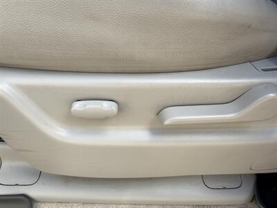 2007 Chevrolet Suburban 2500 LT 4WD - Photo 49 - Flushing, MI 48433