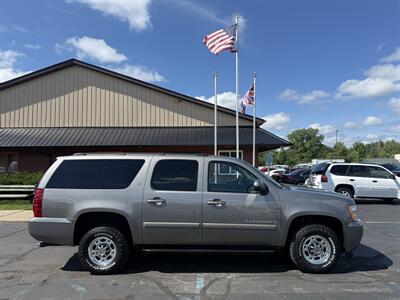 2007 Chevrolet Suburban 2500 LT 4WD - Photo 7 - Flushing, MI 48433
