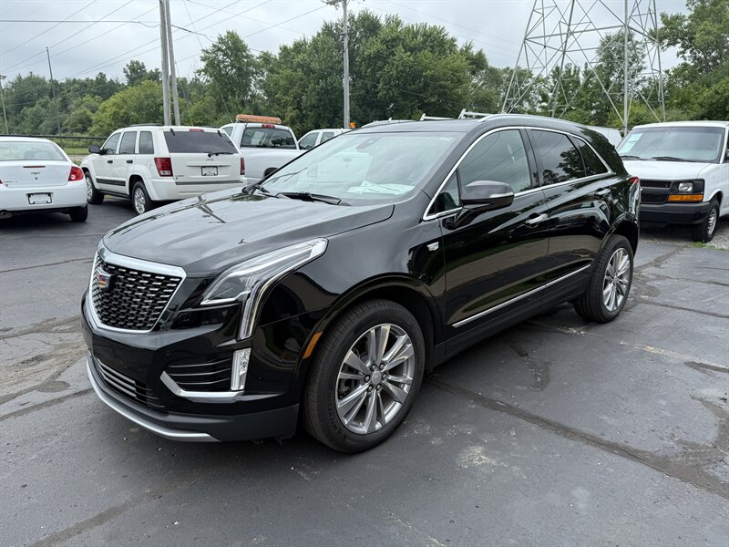 2024 Cadillac XT5 Premium Luxury AWD - Photo 1 - Flushing, MI 48433