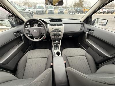 2009 Ford Focus SE   - Photo 9 - Flushing, MI 48433