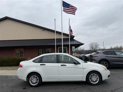 2009 Ford Focus SE   - Photo 4 - Flushing, MI 48433