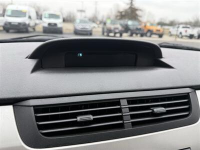 2009 Ford Focus SE   - Photo 14 - Flushing, MI 48433