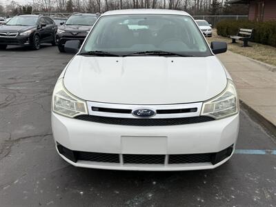 2009 Ford Focus SE   - Photo 2 - Flushing, MI 48433
