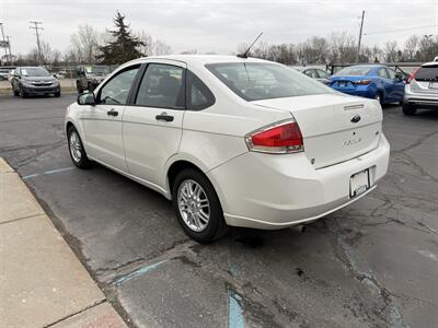 2009 Ford Focus SE   - Photo 7 - Flushing, MI 48433