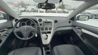 2010 Pontiac Vibe 2.4L - Photo 9 - Flushing, MI 48433