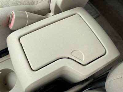 2003 Saturn Vue   - Photo 22 - Flushing, MI 48433