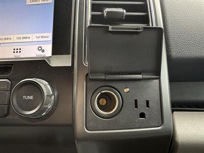 2019 Ford F-150 XLT Supercrew 4X4 - Photo 14 - Flushing, MI 48433