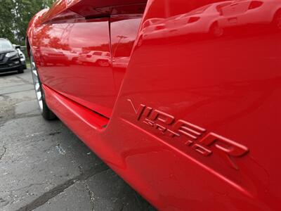2006 Dodge Viper SRT-10  Convertible - Photo 21 - Flushing, MI 48433