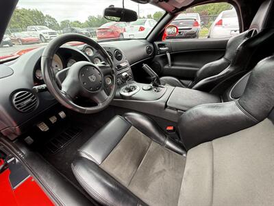 2006 Dodge Viper SRT-10  Convertible - Photo 27 - Flushing, MI 48433