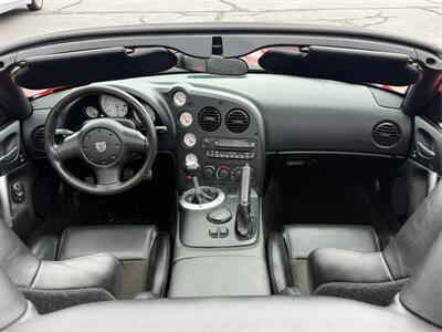 2006 Dodge Viper SRT-10  Convertible - Photo 38 - Flushing, MI 48433