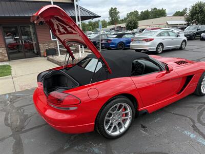2006 Dodge Viper SRT-10  Convertible - Photo 37 - Flushing, MI 48433