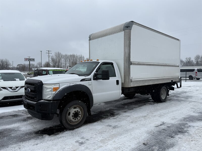 2016 Ford F-450 Super Duty 6.8L V10  16' x 8' x 8' Box Truck - Photo 1 - Flushing, MI 48433