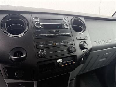 2016 Ford F-450 Super Duty 6.8L V10  16' x 8' x 8' Box Truck - Photo 29 - Flushing, MI 48433
