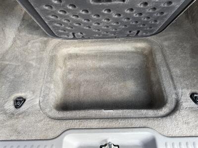 2006 GMC Envoy SLE  4X4 - Photo 26 - Flushing, MI 48433