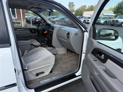 2006 GMC Envoy SLE  4X4 - Photo 22 - Flushing, MI 48433