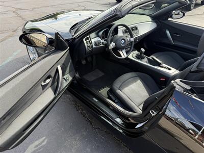 2008 BMW Z4 3.0i Roadster  6-Speed Manual - Photo 22 - Flushing, MI 48433