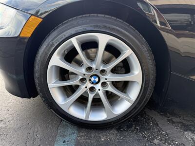 2008 BMW Z4 3.0i Roadster  6-Speed Manual - Photo 27 - Flushing, MI 48433