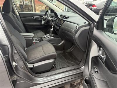 2018 Nissan Rogue S  AWD - Photo 27 - Flushing, MI 48433