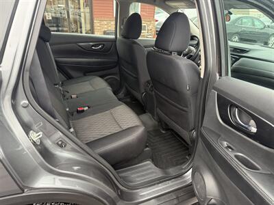 2018 Nissan Rogue S  AWD - Photo 25 - Flushing, MI 48433