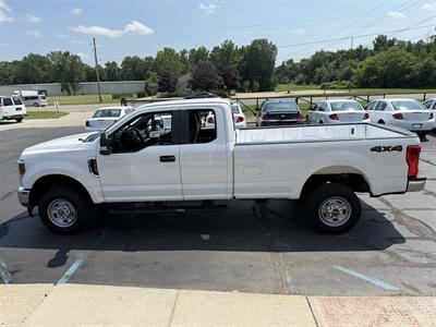 2019 Ford F-350 Super Duty XL  Supercab 4X4 - Photo 8 - Flushing, MI 48433