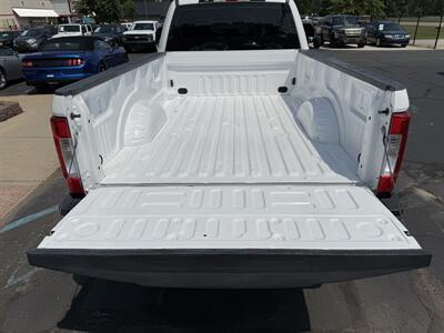 2019 Ford F-350 Super Duty XL  Supercab 4X4 - Photo 22 - Flushing, MI 48433